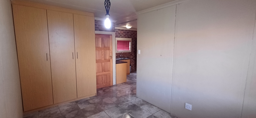 7 Bedroom Property for Sale in Harpington A H North West